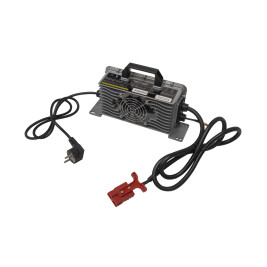 Зарядное устройство EVEREST Energy QY1200S (24В/20А/Gel-AMG)